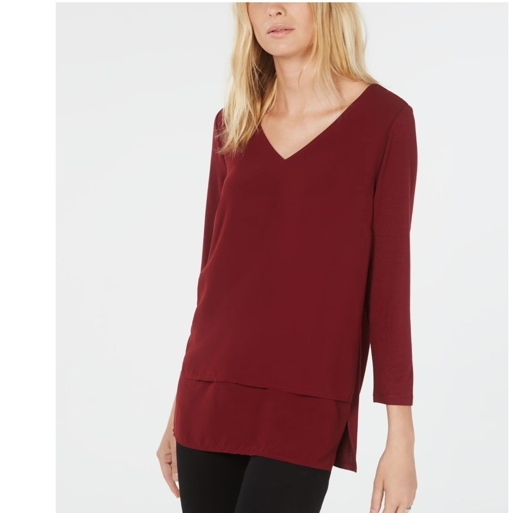 Michael Kors Burgundy V-Neck Layered Hem Tunic Blouse Gold‎ Logo Bar Wine Red